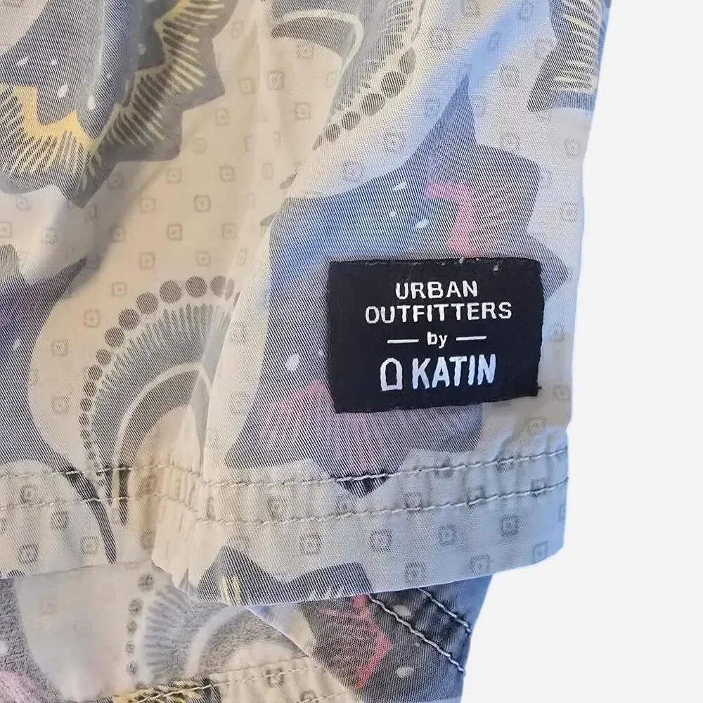 Urban Outfitters cool aop